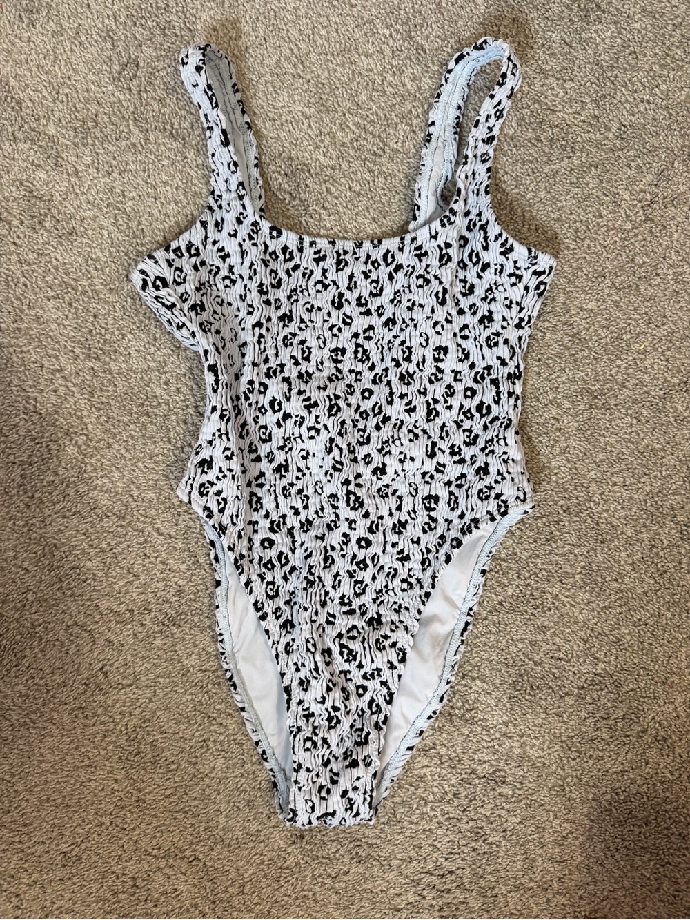 Always Fits Modern Tank Swimsuit from Good American. Size small